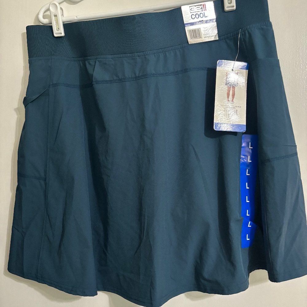 32 Degrees Women's Athletic SKORT - Large - NWT